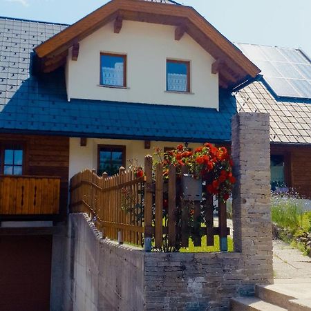 Al Sentiero Di Charly Bed & Breakfast Tarvisio Exterior photo