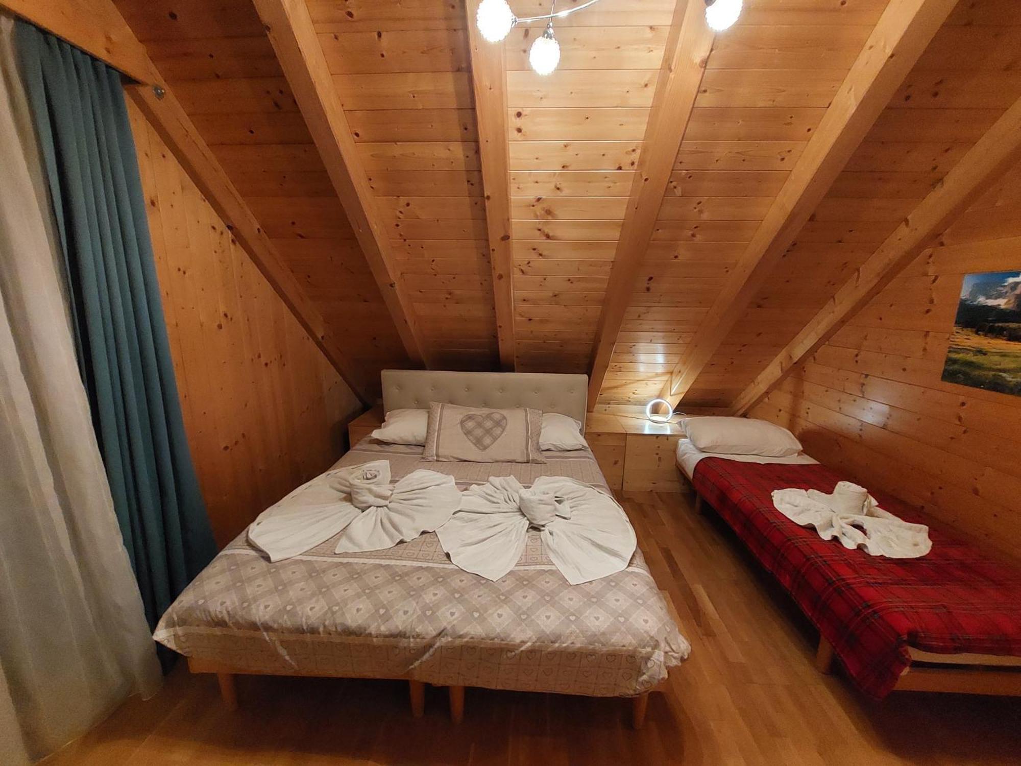 Al Sentiero Di Charly Bed & Breakfast Tarvisio Exterior photo